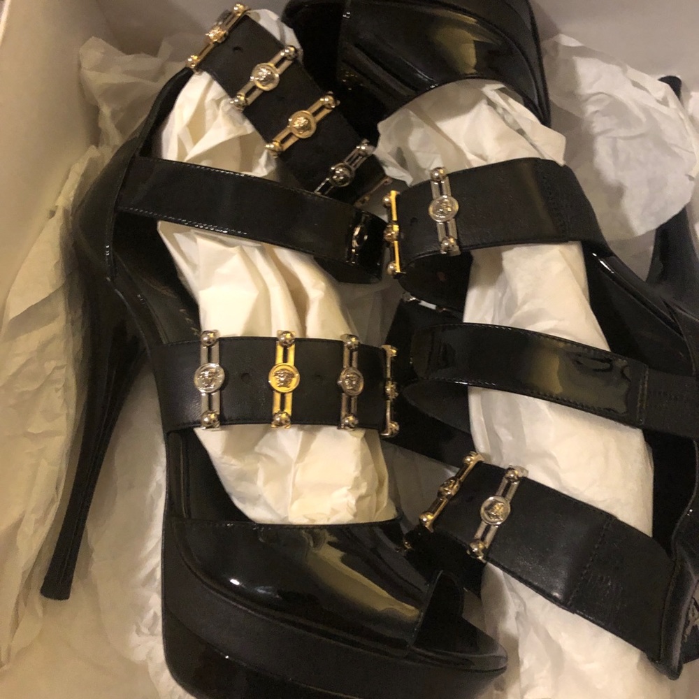 Versace stud heels 38 - Picture 2 of 15